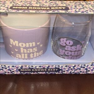Mom knows best glass and mug set